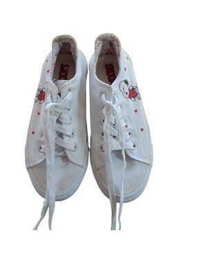 Snoopy Womens Sneaker Shoes Size 5.5 - 6 White Red Hearts Lace Up Round Toe
